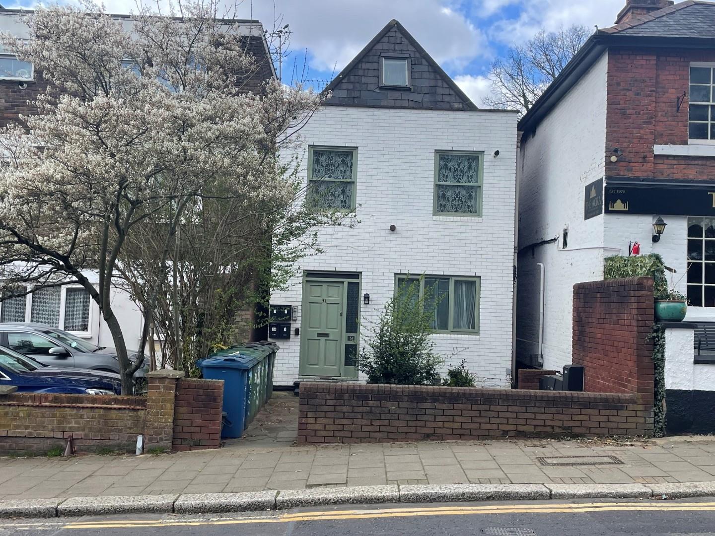 1 bed property in Stanmore Hill, Stanmore